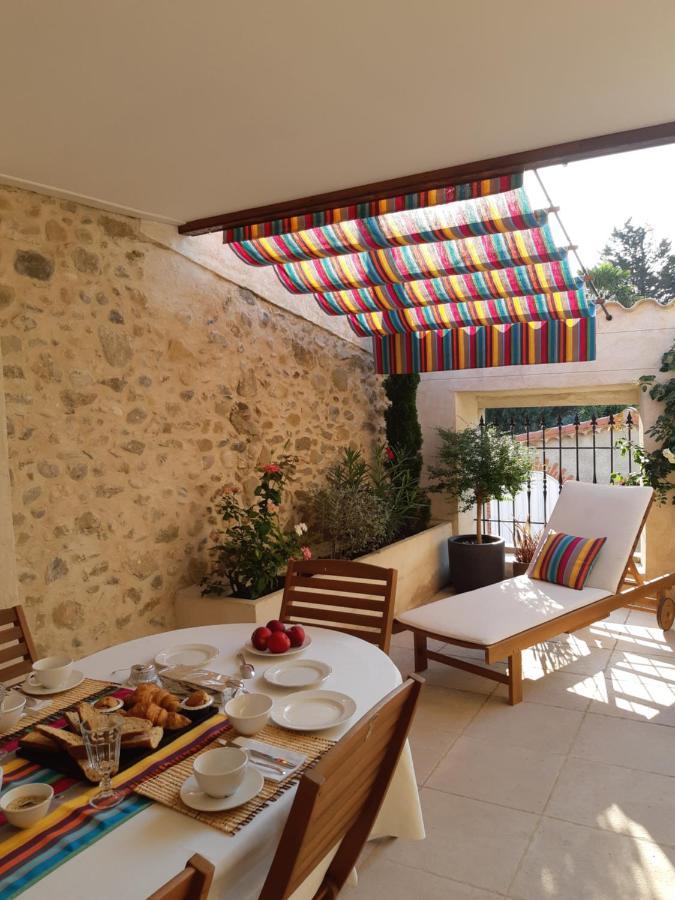 La Glycine Blanche Hotel Pomas Buitenkant foto
