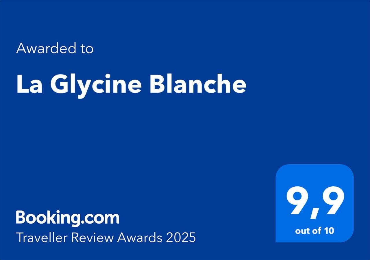 La Glycine Blanche Hotel Pomas Buitenkant foto